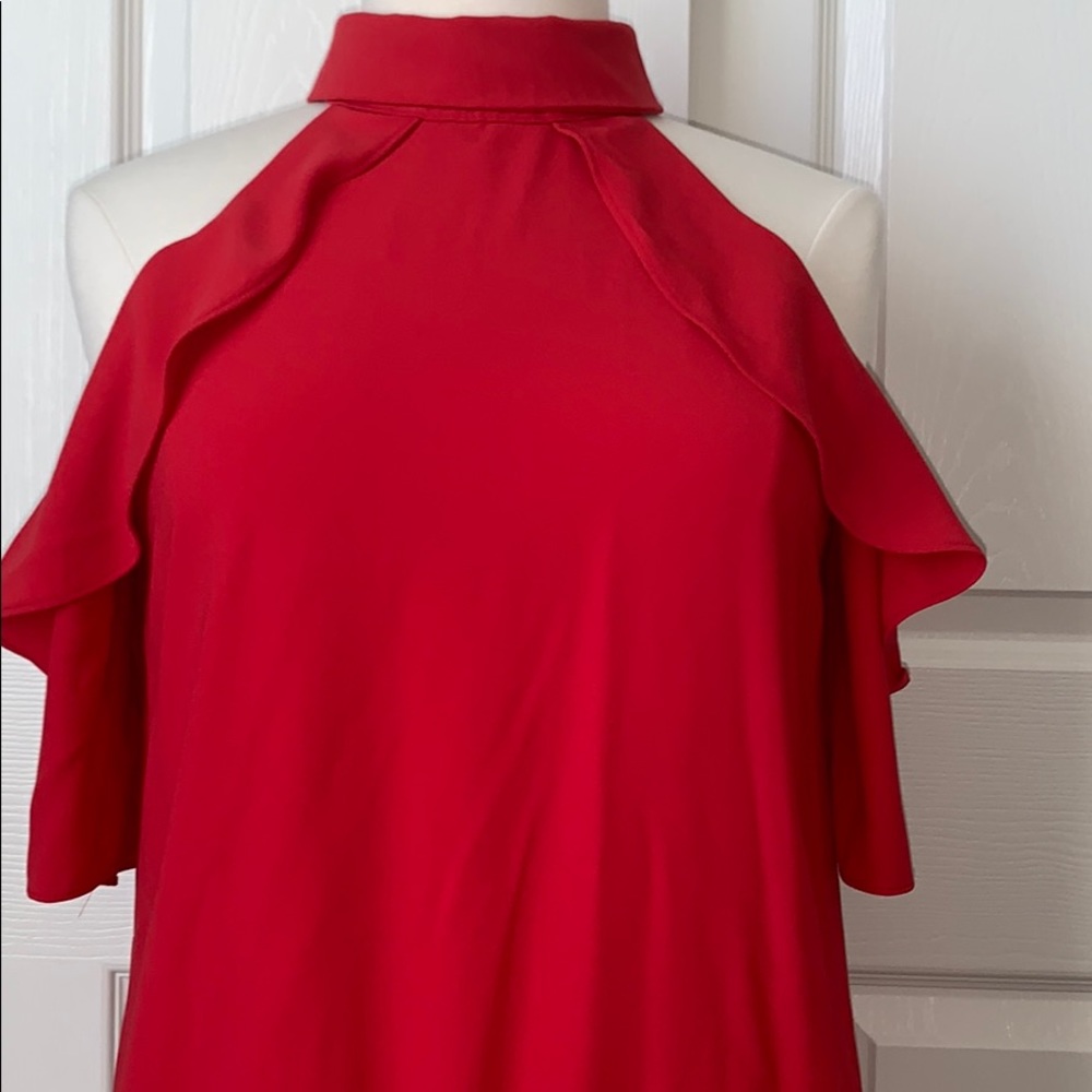 Beautiful Red Open Shoulder Lucky Brand Top. ❤️